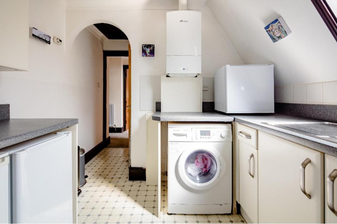 Double Room 2 Mins From Station Belvedere Luaran gambar