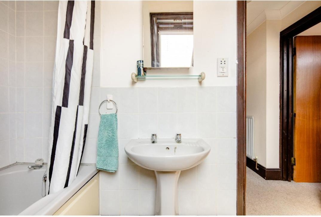 Double Room 2 Mins From Station Belvedere Luaran gambar